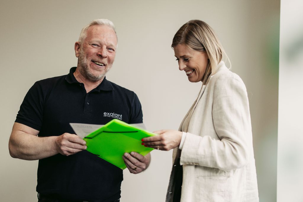Richard Klang, vd Exalant och Klara Lindström, business designer Krinova Incubator & Science Park.